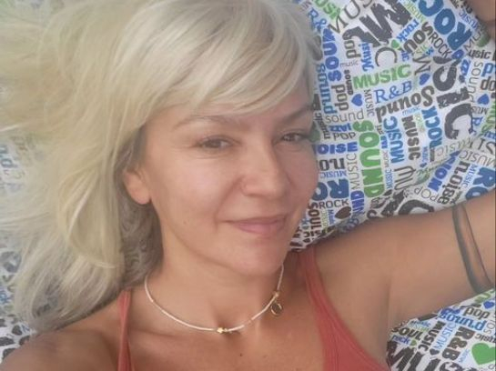 Ани Халваджиян нажежи страстите с гореща СНИМКА 18+ по бикини