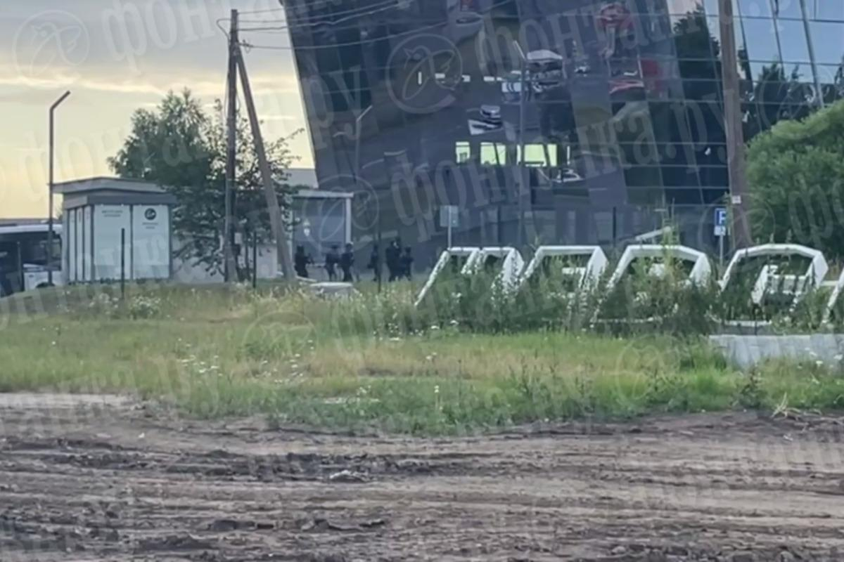 „​​​​​​​Вагнер“ държи Ростов, вика Шойгу, иначе тръгва към Москва ВИДЕО
