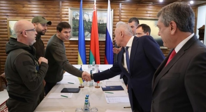 Киев нарече "мръсни и цинични" идеите на Запада за преговори с Русия