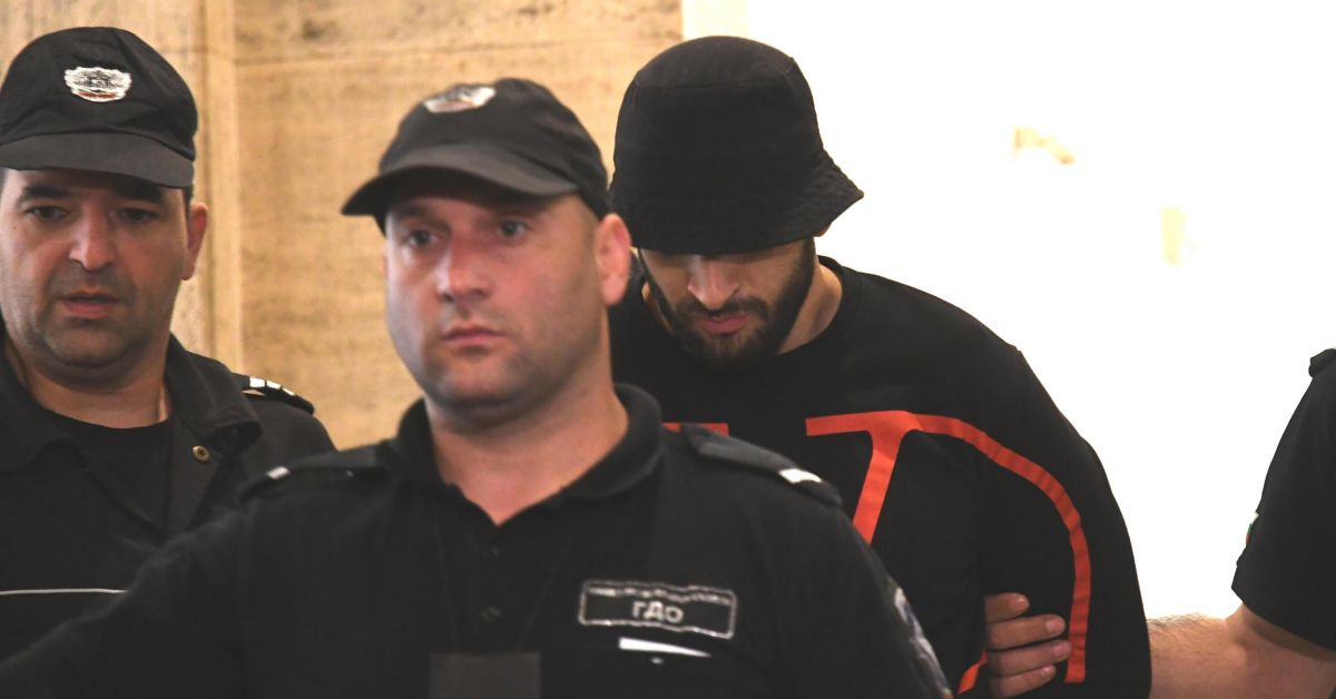 На един от задържаните за боя в „Люлин” му се стъжни много
