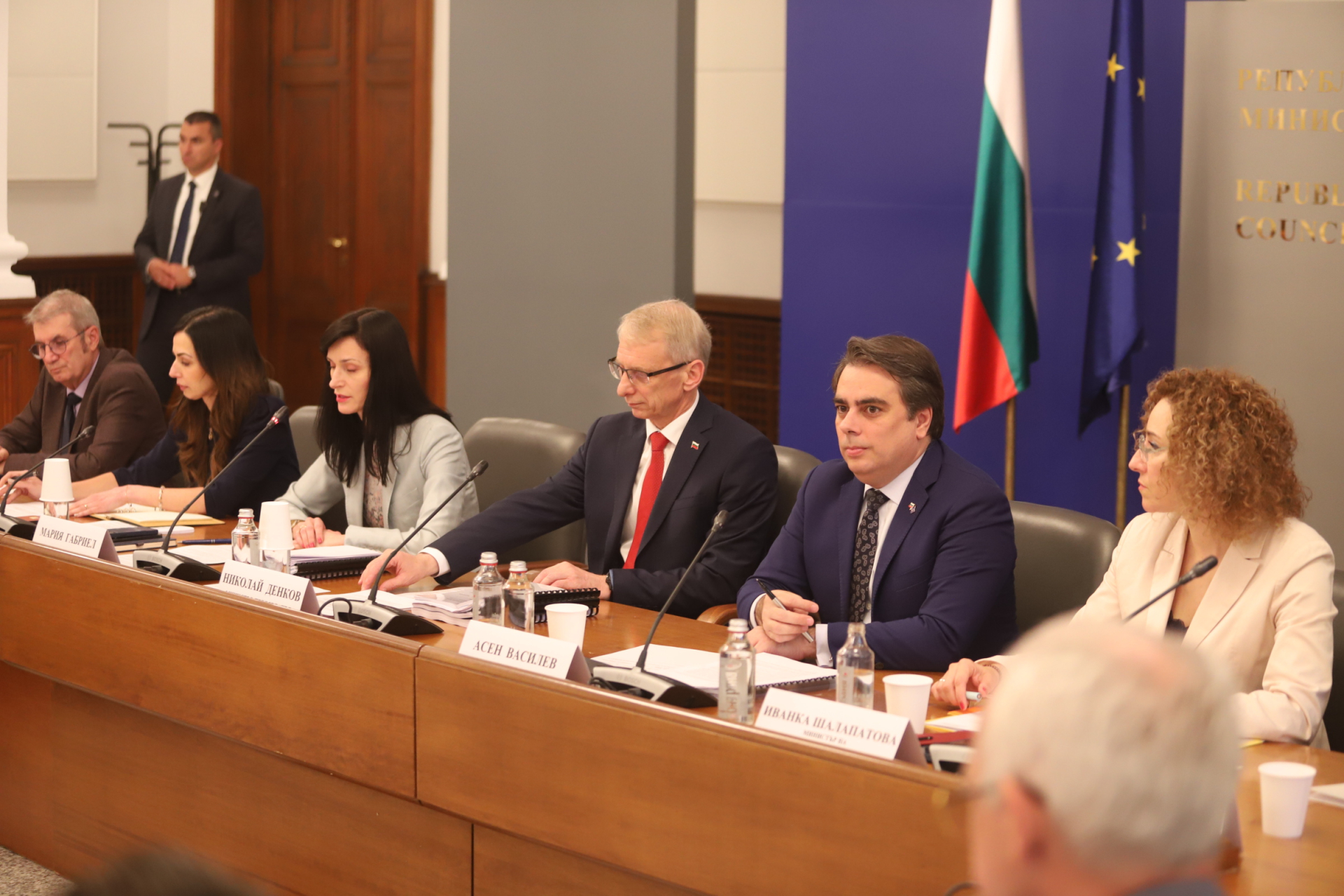 Жесток скандал с министърка от кабинета Денков, пада ли правителството