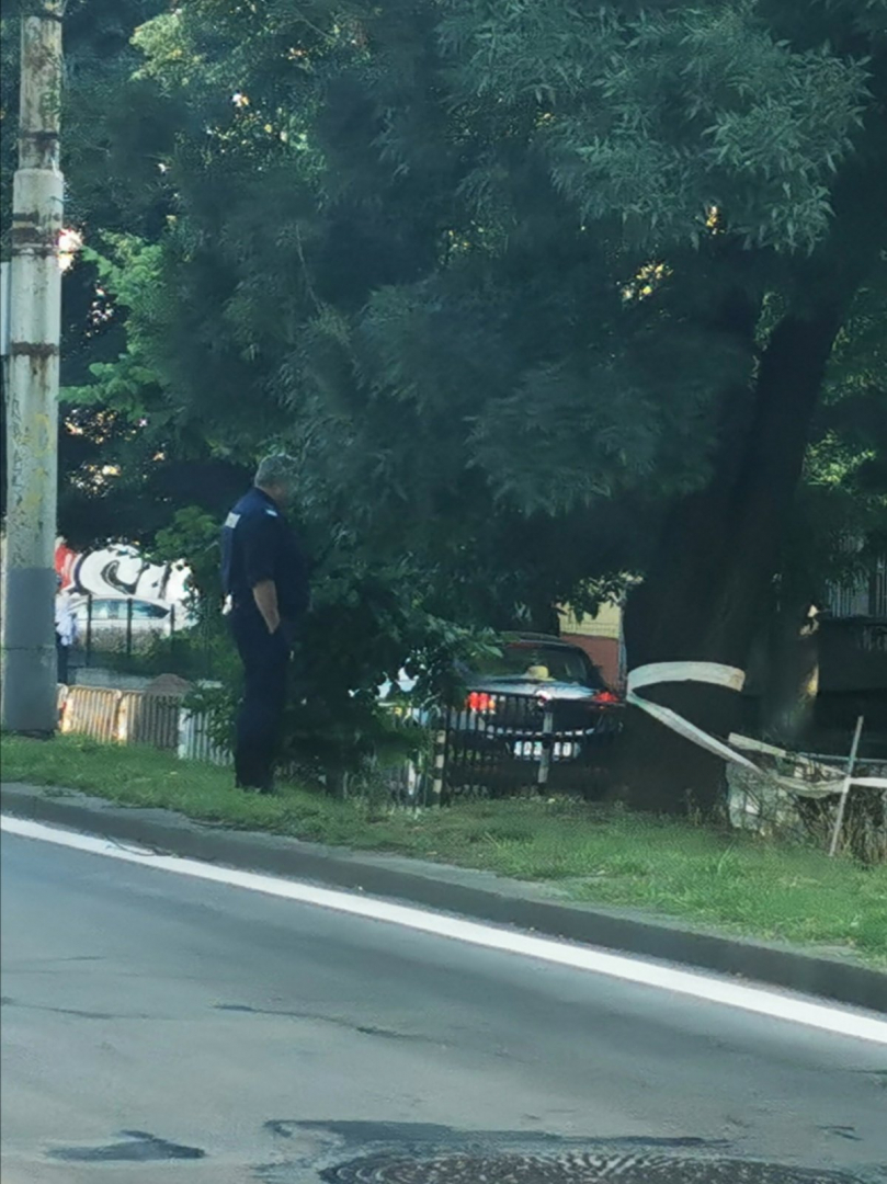 София е под полицейска блокада! СНИМКИ