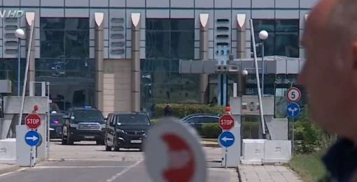 Зеленски отпраши с 200 към летището, това ли ще е следващата му спирка 