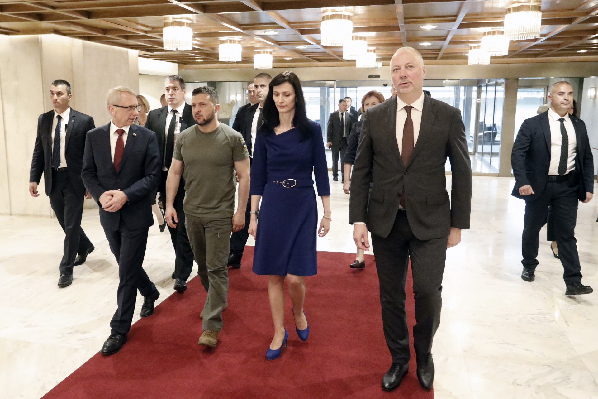 Сидеров: Посрещнахме Зеленски като шефа на извънземните Алтивичи Коничи