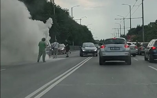 Евала, Варна: Десетки спряха да помогнат СНИМКИ