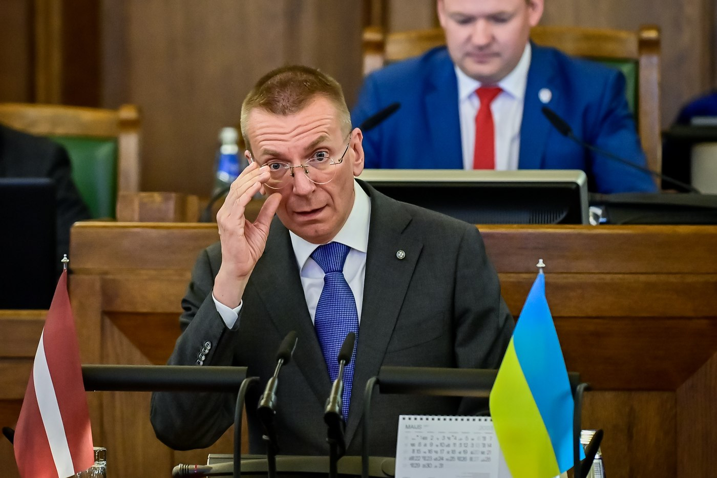 Първият открит гей президент на страна от ЕС се закани люто на Русия