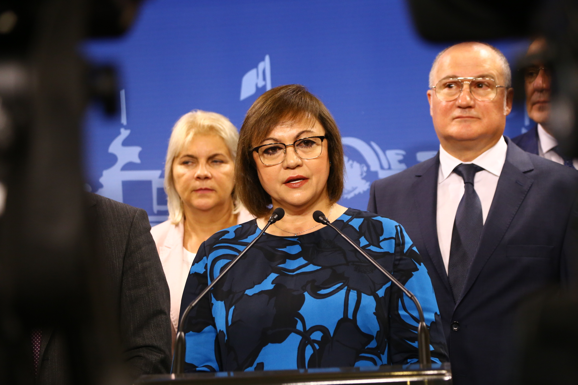 Нинова обяви важна новина за кандидата си за управител на БНБ