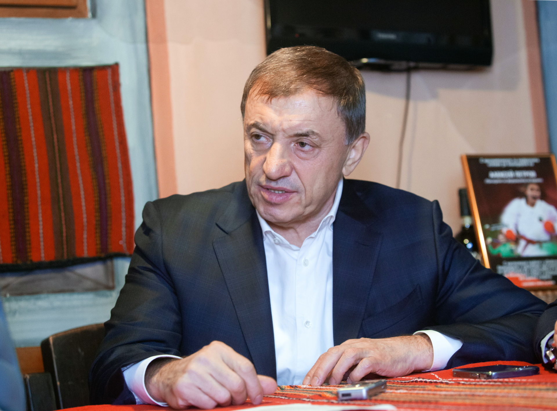Алексей Петров: Атаката срещу Лев Инс е кибертероризъм 