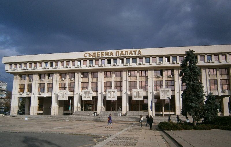 Прецедент в съда в Бургас: Набира ли за войници Киев избягали украинци с фиктивни молби за екстрадиция 