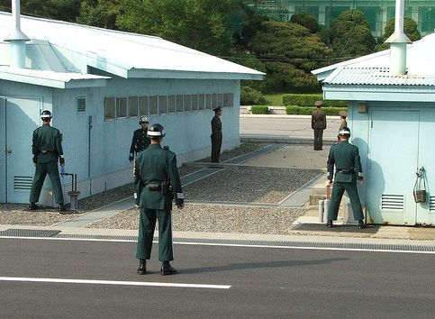 Американец направи немислимото в Демилитаризираната зона между двете Кореи