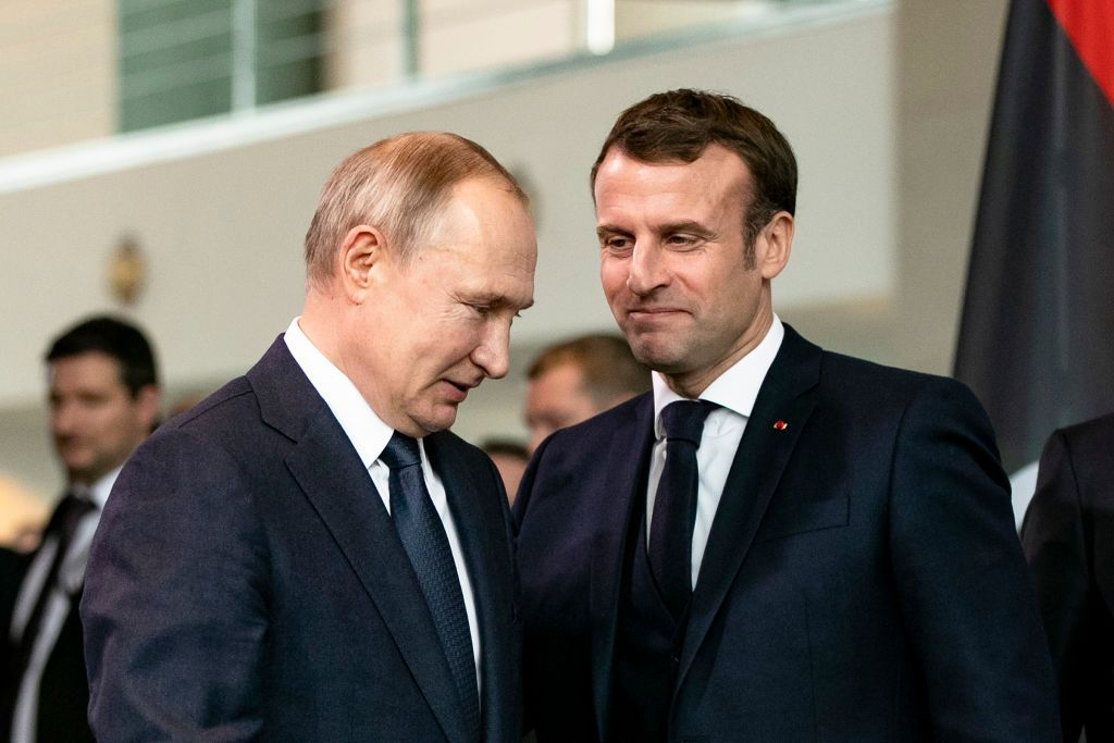 Макрон за Путин: Царят е гол, направи огромна грешка