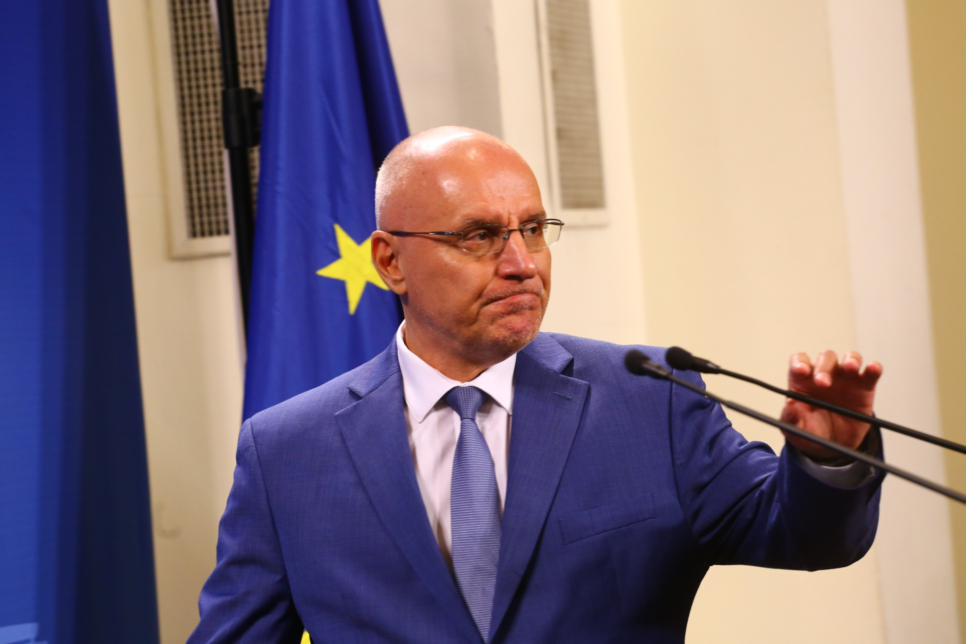 Шефът на БНБ с важни думи часове, преди приемането на еврото