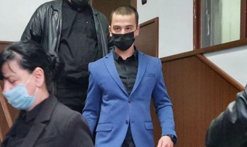 Реши се съдбата на 19-г. Петър, който затри двама свои авери в Пловдивско 