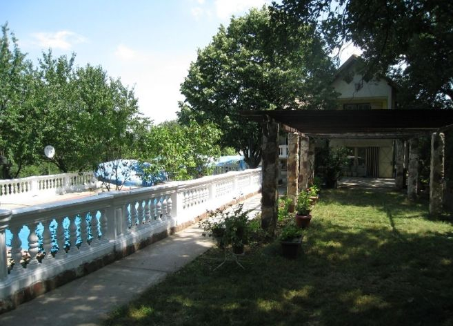 Само в БЛИЦ! Смърт в къща за гости потресе цяла България