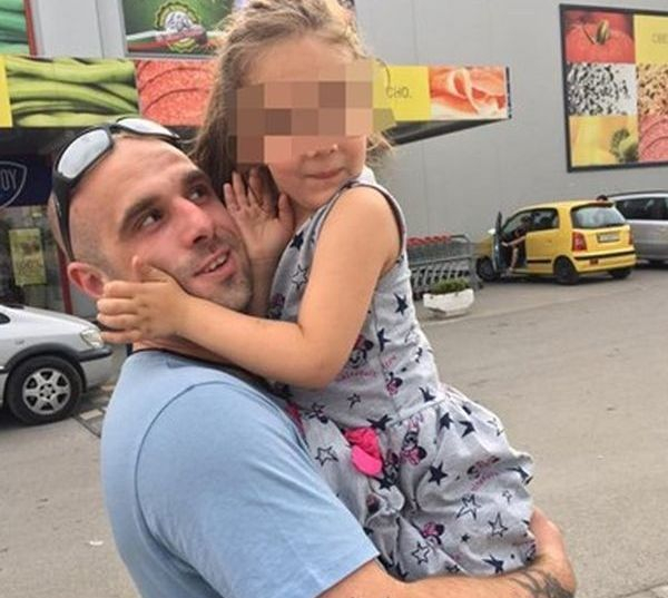 Стефан счупи черепа на красивата Виола със стик за голф, души я, а накрая с 3 ножа...