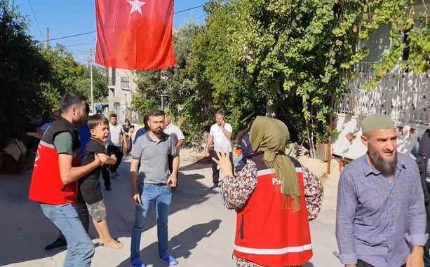 Ужасът се върна в Турция! Хората наизскачаха през прозорците ВИДЕО