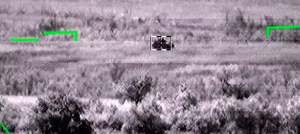 ВИДЕО от войната: Хеликоптер Ка-52 унищожава БМП Bradley с ракета "Вихър"