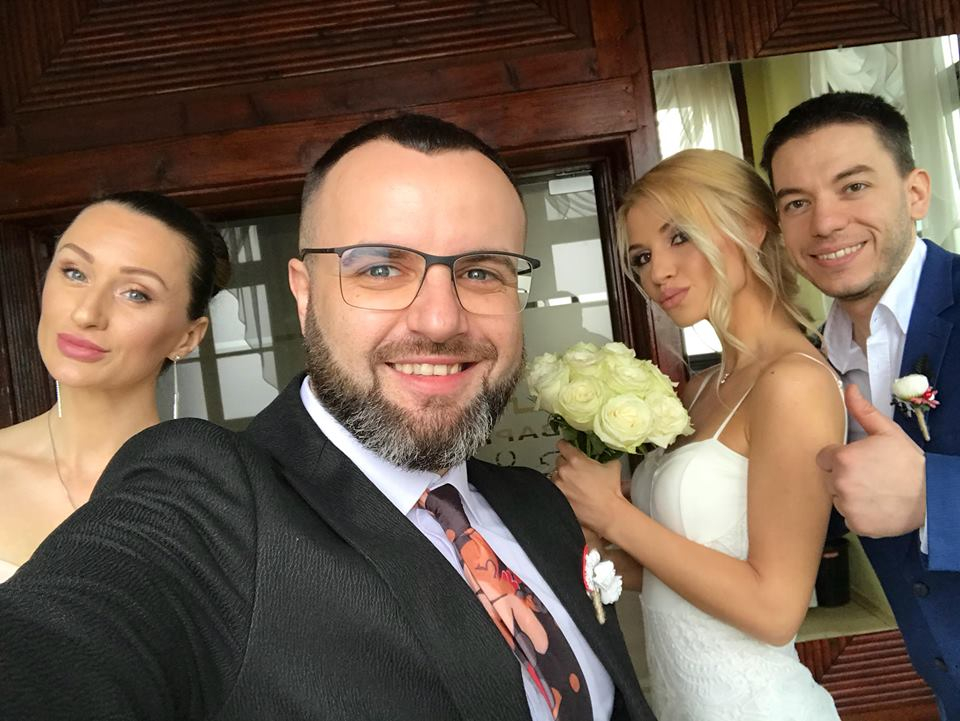 Дим4оу се потроши, а приятелката му... СНИМКИ