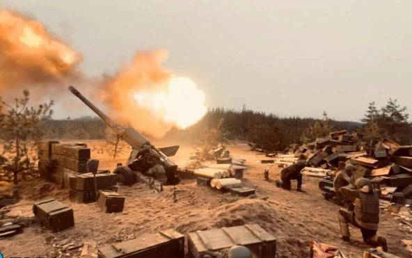 ВИДЕО от войната: „Хиацинт“ на „Смелите“ срещу натовската САУ PzH 2000 в битка край Кременная