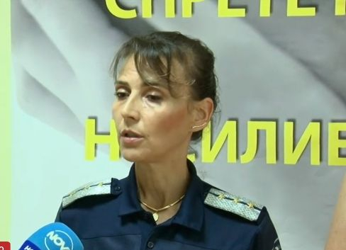 Докъде се докарахме: Мъж удря в корема бременна жена от Бургас ВИДЕО