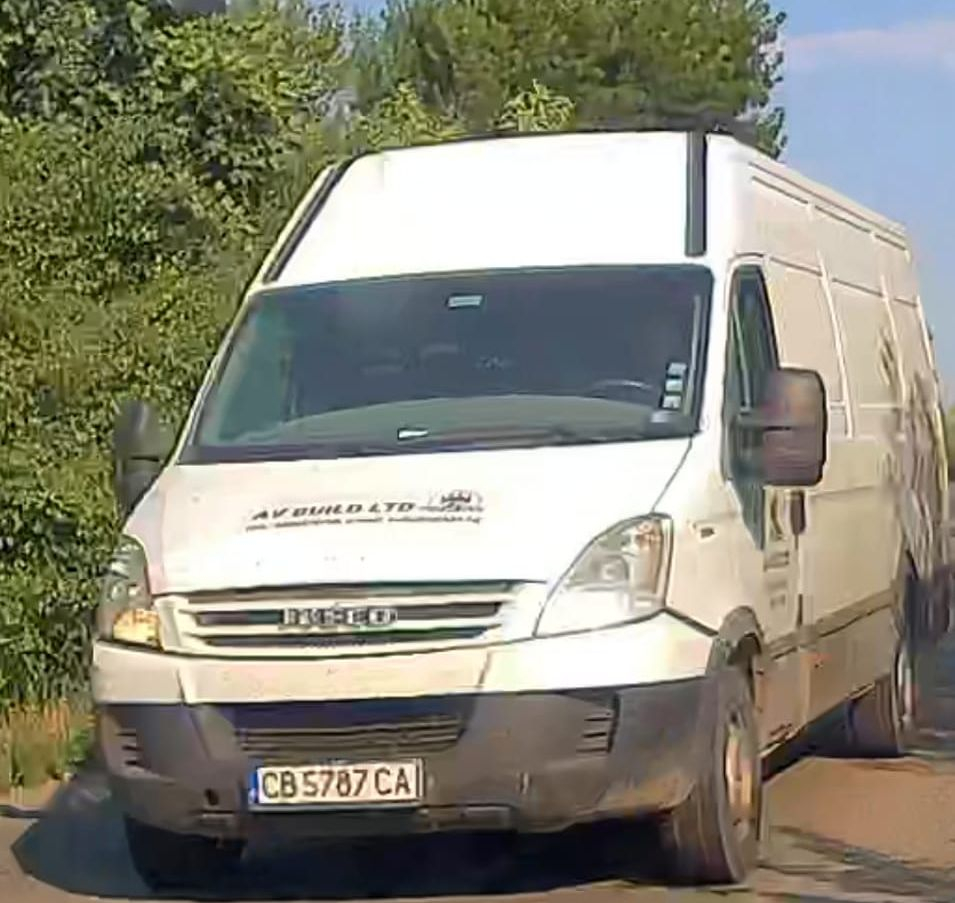 Джигит с бус за малко да причини смърт и изправи косите на всички в мрежата ВИДЕО