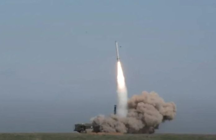 Киев алармира за мащабна ракетна атака,  "Калибри" и "Кинжали" удрят по цяла Украйна ВИДЕО