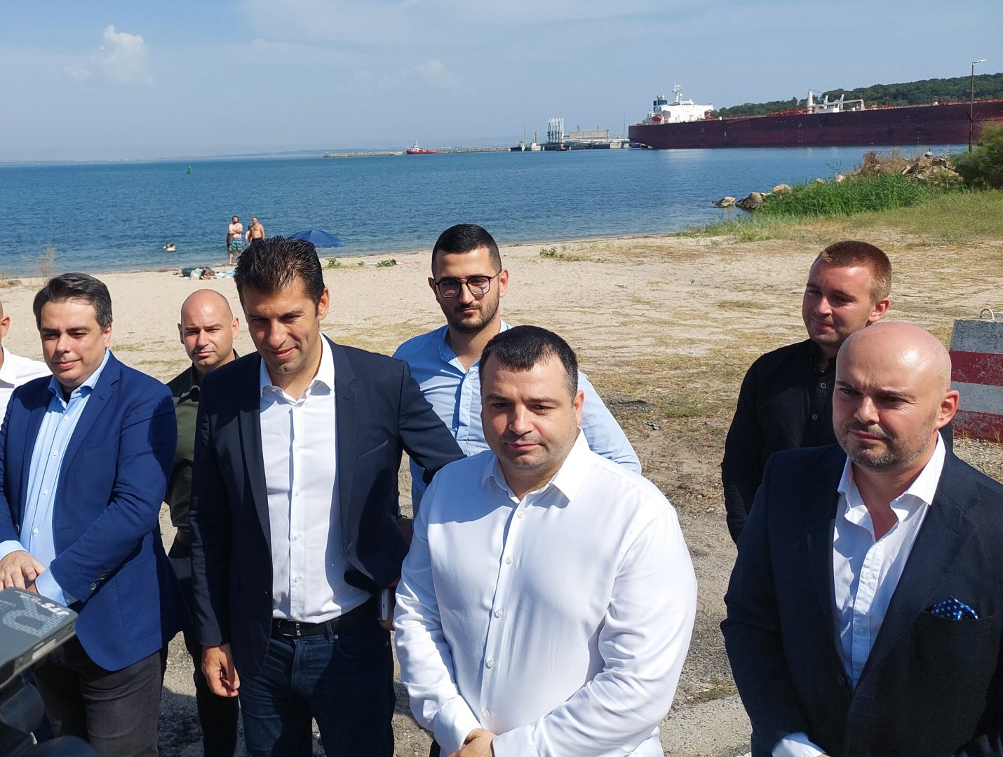 Първо разцепление в ПП-ДБ, ябълката на раздора се оказа Бургас