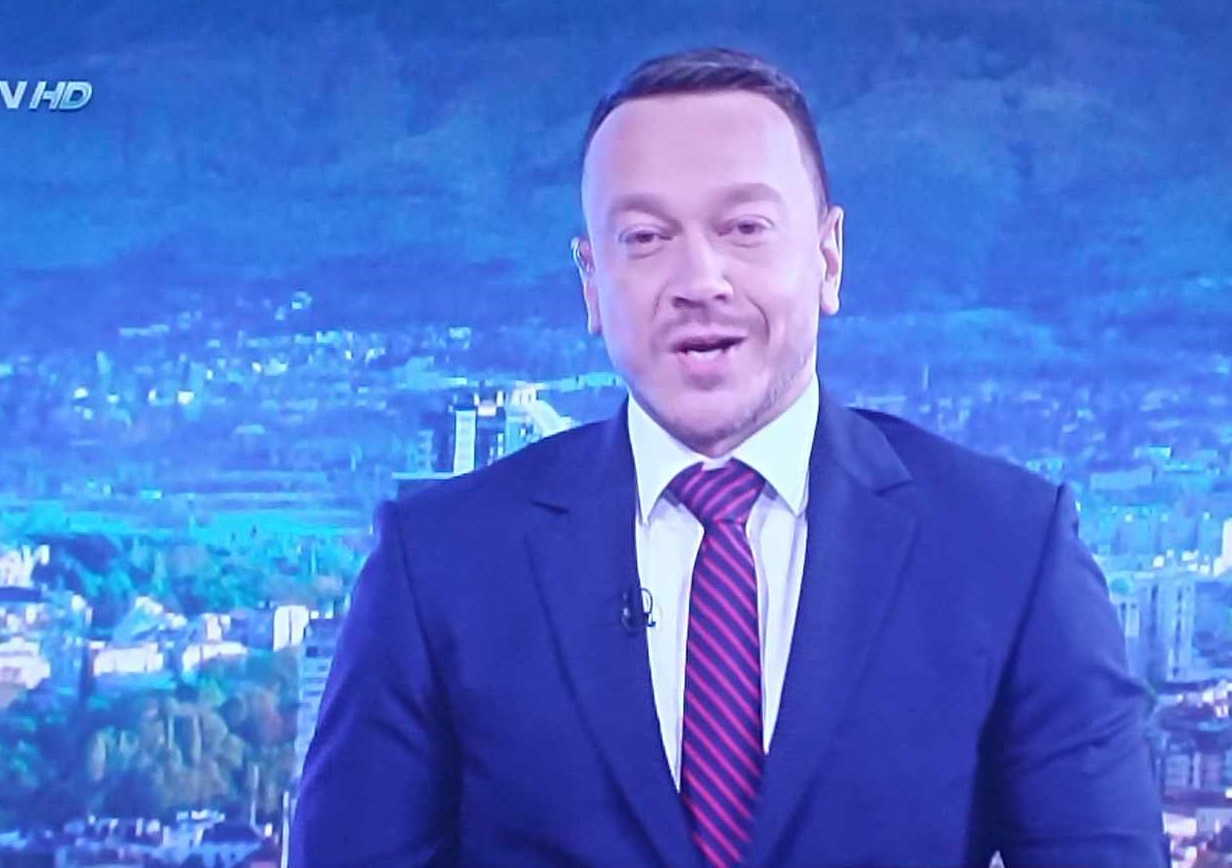 Зрителите на bTV не очакваха това, на екран ги посрещна... СНИМКИ