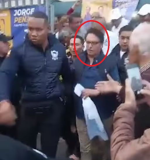 Разстреляха кандидат-президент по време на предизборен митинг ВИДЕО 18+