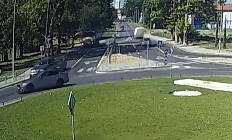 Такова зрелище с БМВ не сте виждали, този пишльо-дрифтаджия ще ви шокира ВИДЕО