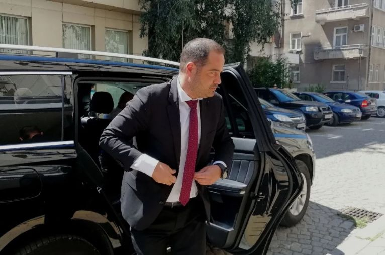 Рокадите в МВР не спират! Паднаха главите на още двама шефове, а министърът... ВИДЕО