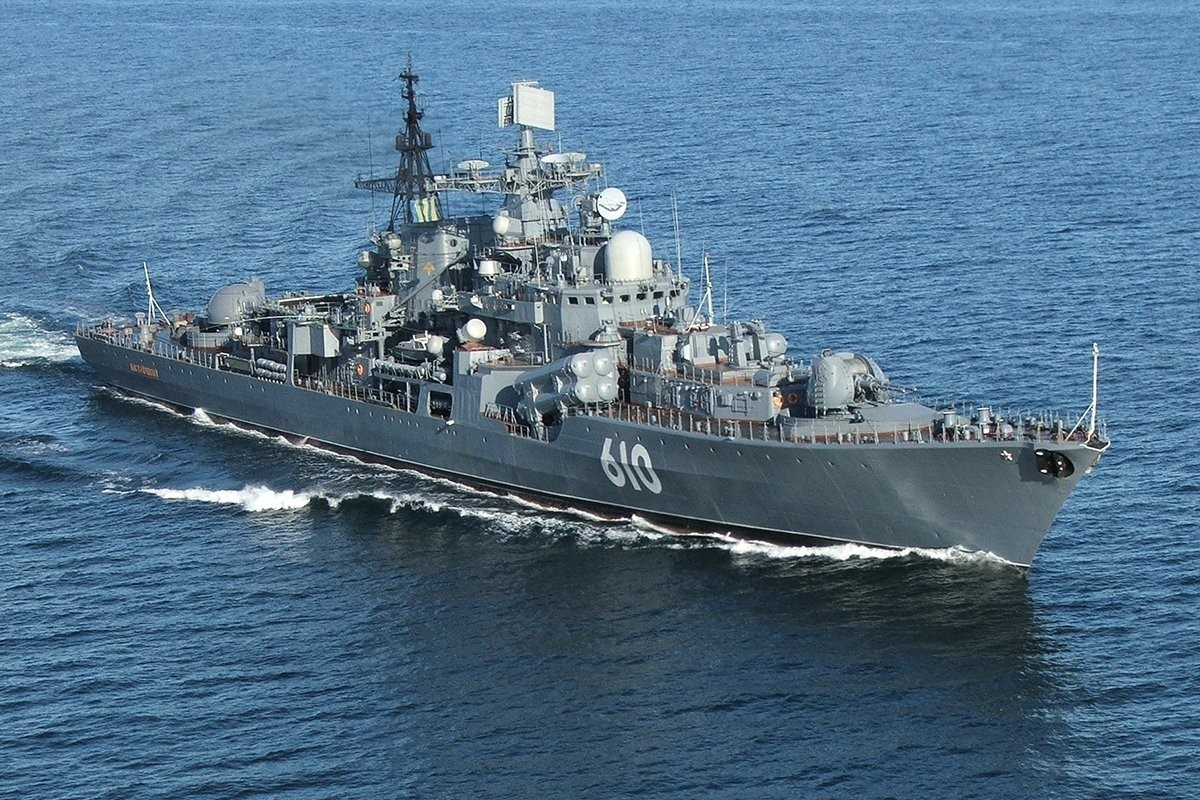 Войната е на прага ни! Обстреляният от Русия кораб плава край бреговете на България!