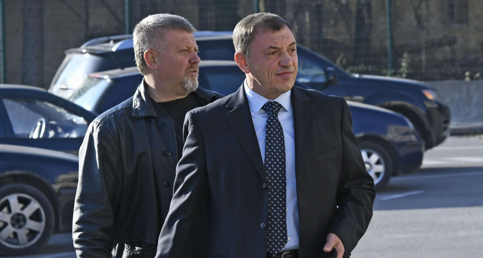 Убиха Алексей Петров, жена до него - полумъртва