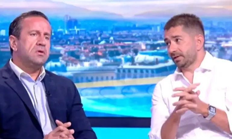 След сутрешния скандал: Слави Василев с мощен залп срещу водещия на bTV, обвини го в…