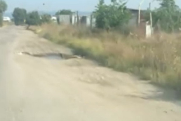 Столичани побесняха заради този лунен пейзаж