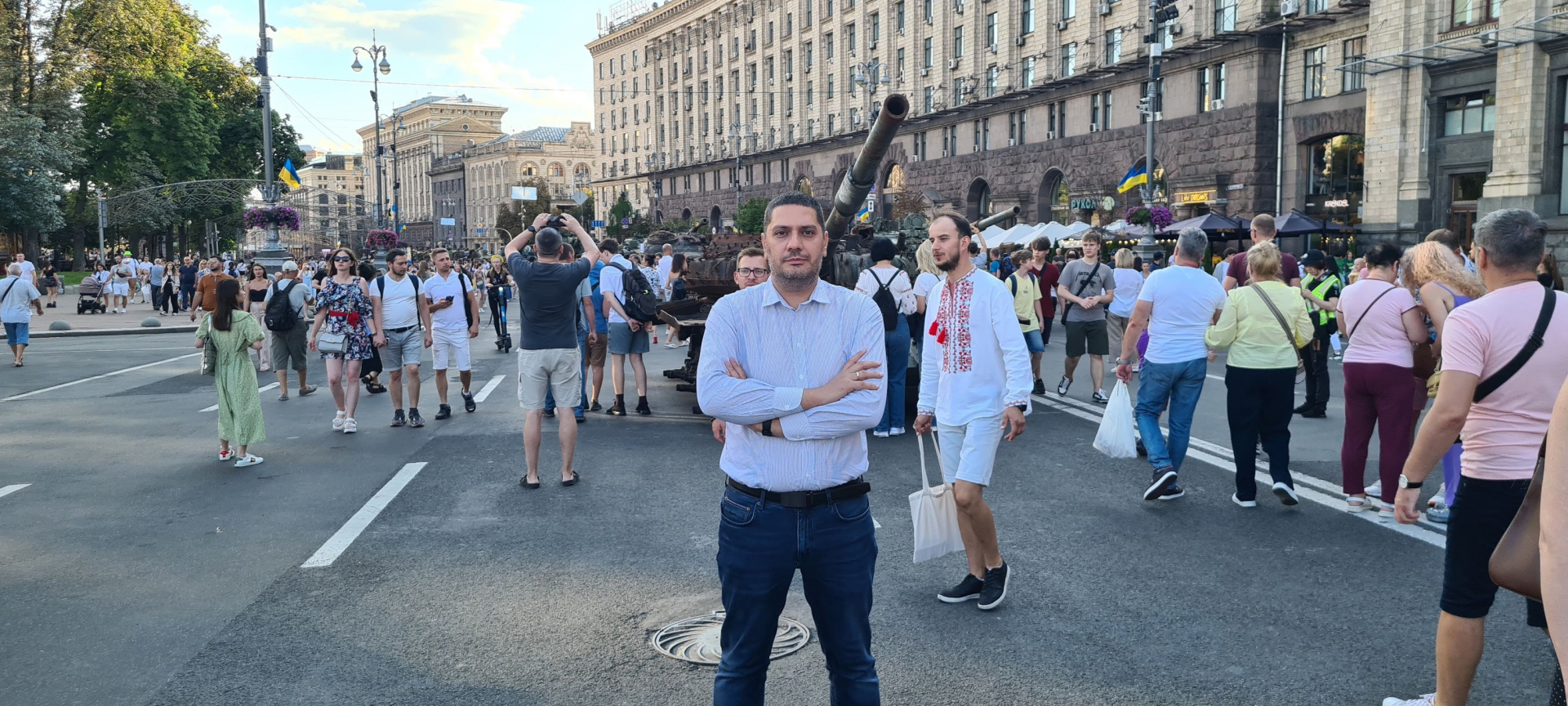 Депутат от ГЕРБ: Путин искаше парад на Хрещатик и го получи СНИМКИ 