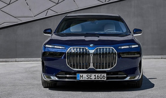 Решетките на колите на BMW - повод за подигравки или добре обмислено решение