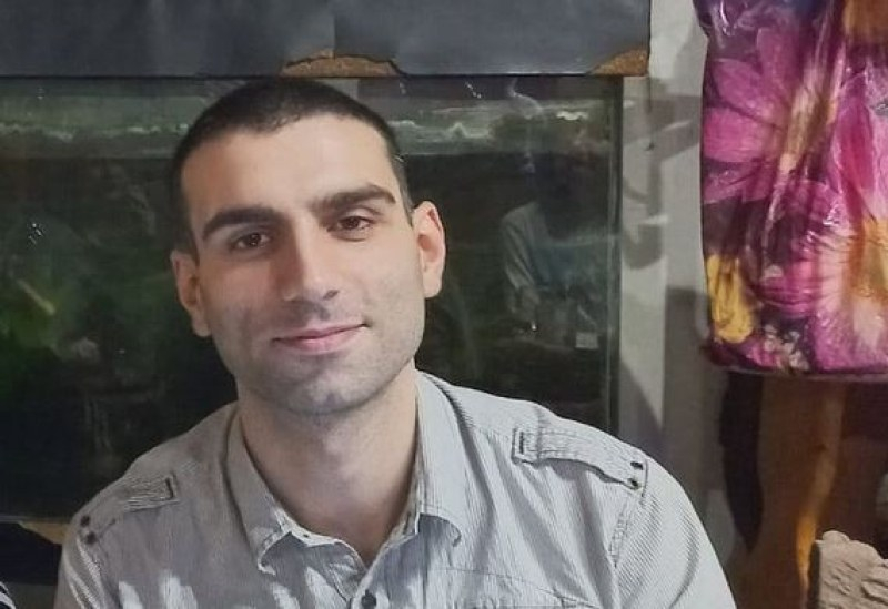 Видите ли този мъж, бързо звънете в МВР! СНИМКА