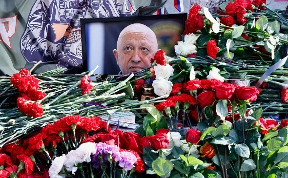 Изпратиха Пригожин в последния му земен път СНИМКИ