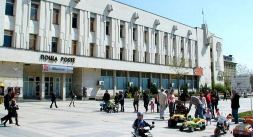 Любимецът на малчуганите в Пловдив е арестуван за блудство с дете! 