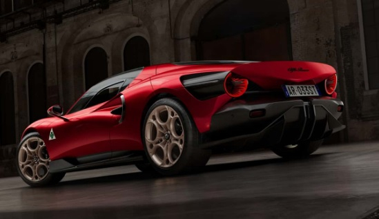Alfa Romeo представи зашеметяващ суперавтомобил СНИМКИ