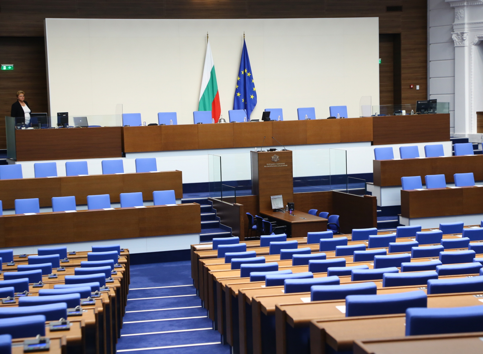 Парламентарни схеми: Ще се намери ли "златен пръст" за правителство