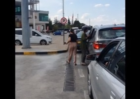 Ад на „Капитан Андреево“, хиляди хора са в капана жегата ВИДЕО