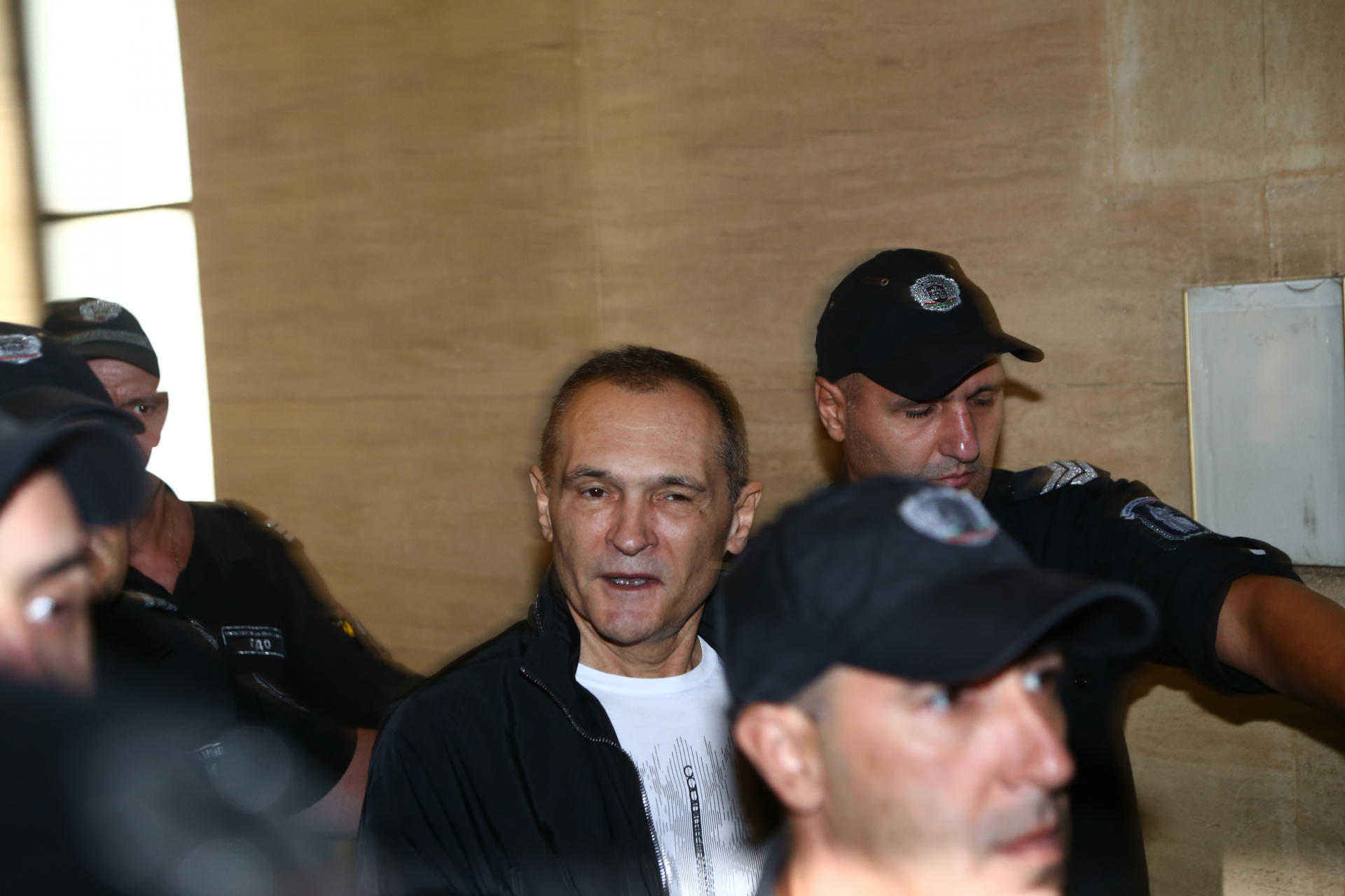 Евродепутат приземи Божков с тези думи 