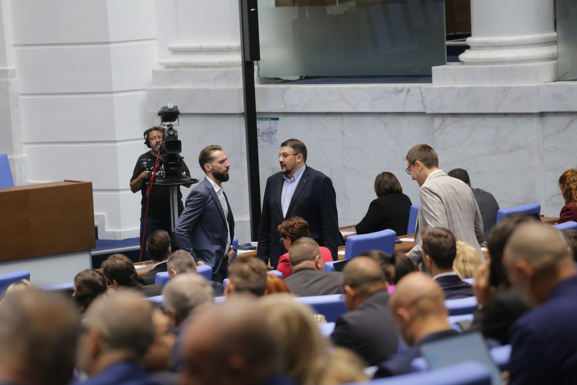 Депутатите решиха как ще помогнат на хора в неравностойно положение да работят