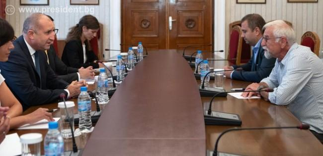 Ключова среща при Радев, президентът впечатли всички с визията си за...