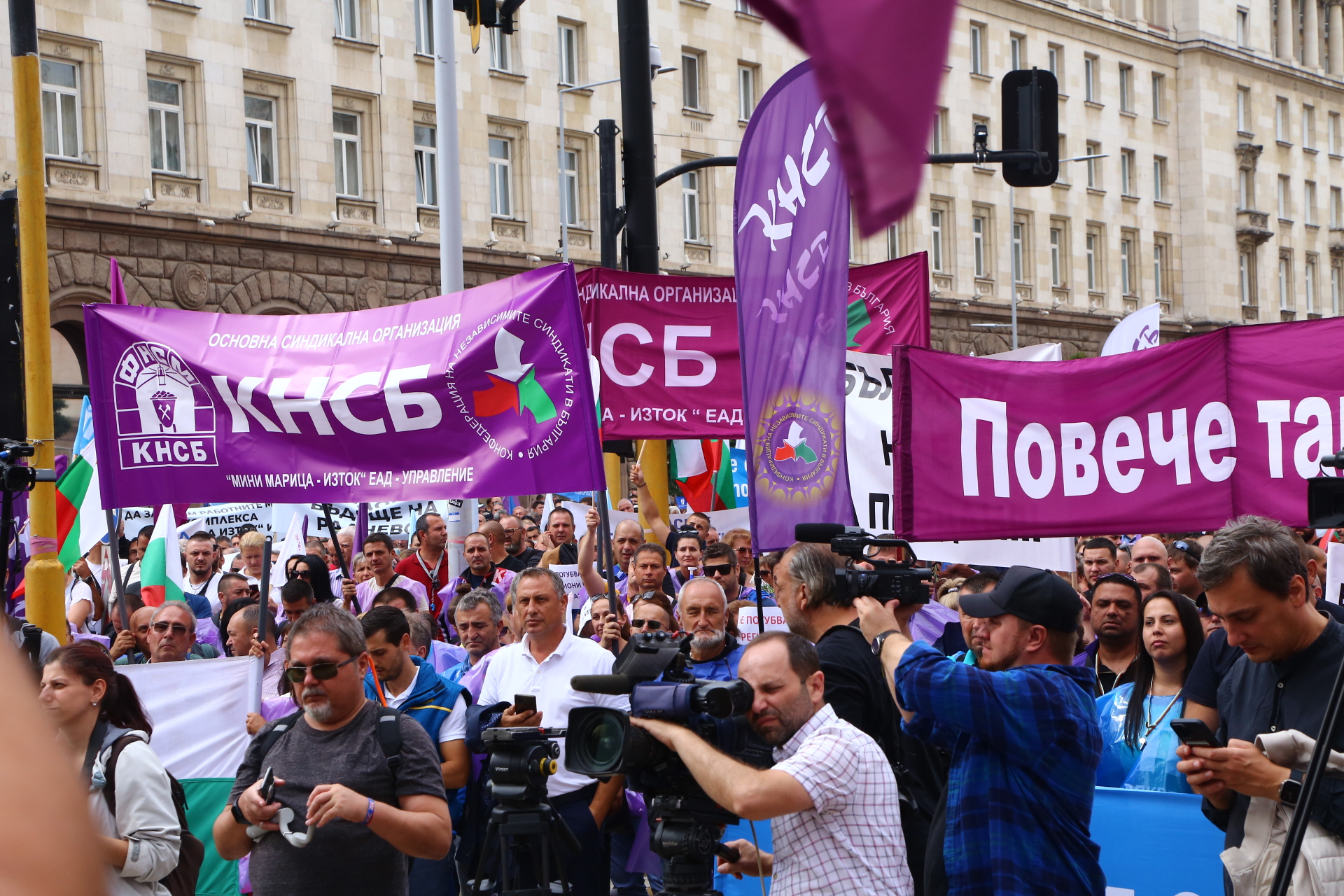 КНСБ притисна премиера до стената, има 5 въпроса