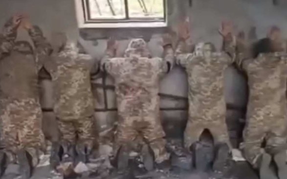 ВИДЕО от войната: Група украински войници се предаде край Кременная
