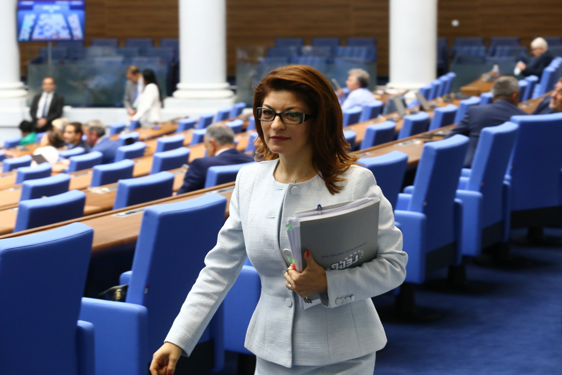 Официално: Ето кога Атанасова и Белазелков стават конституционни съдии