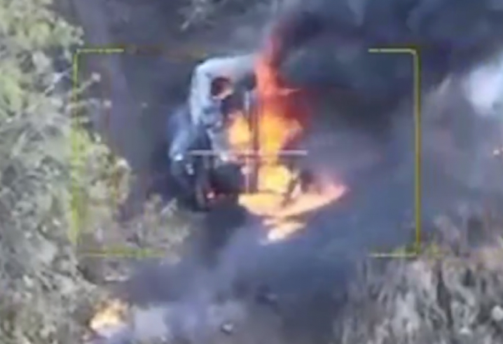 ВИДЕО от войната: Руска бойна техника беше зрелищно взривена